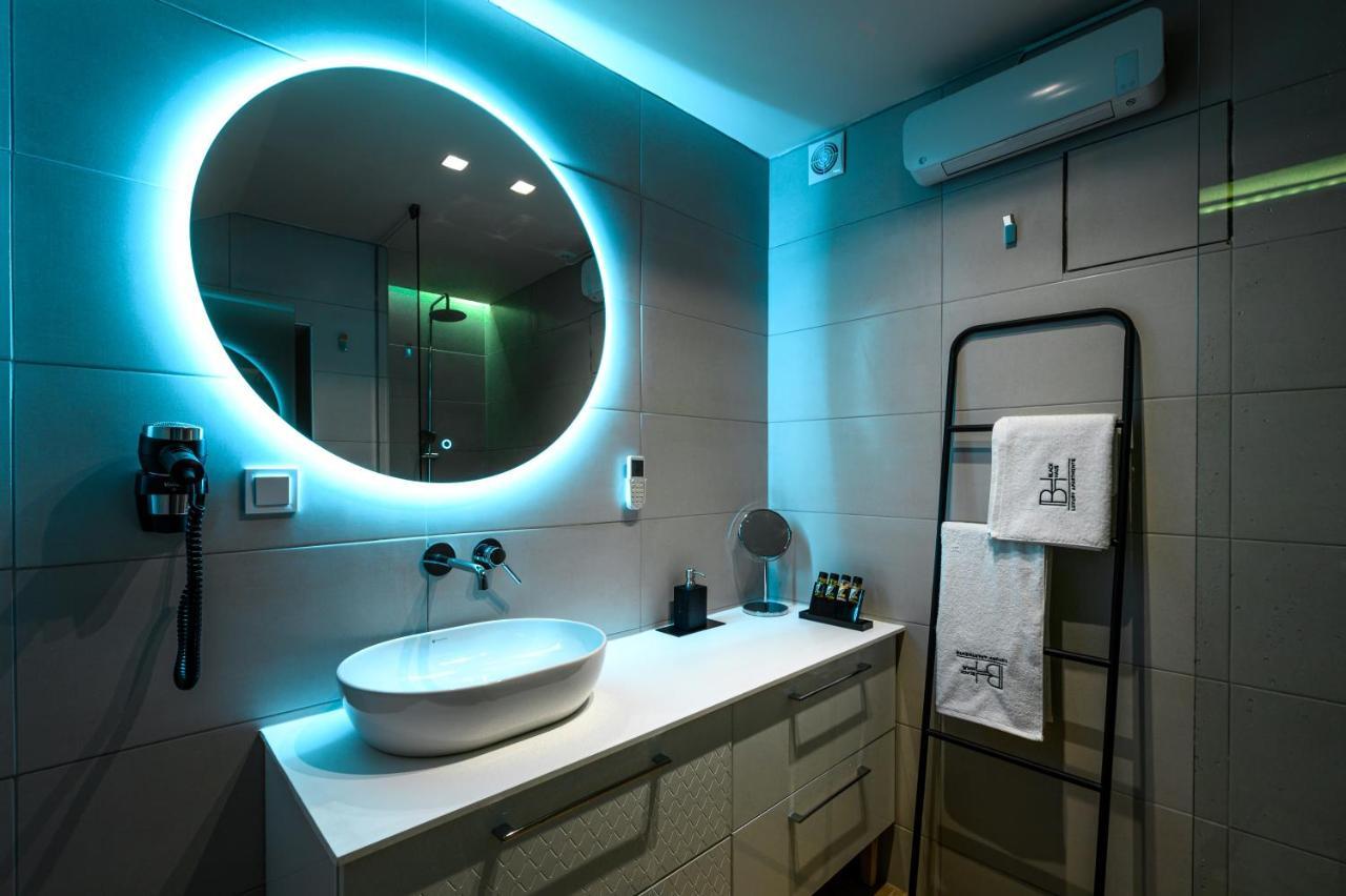 Blackhaus Apartments Thessaloniki Buitenkant foto