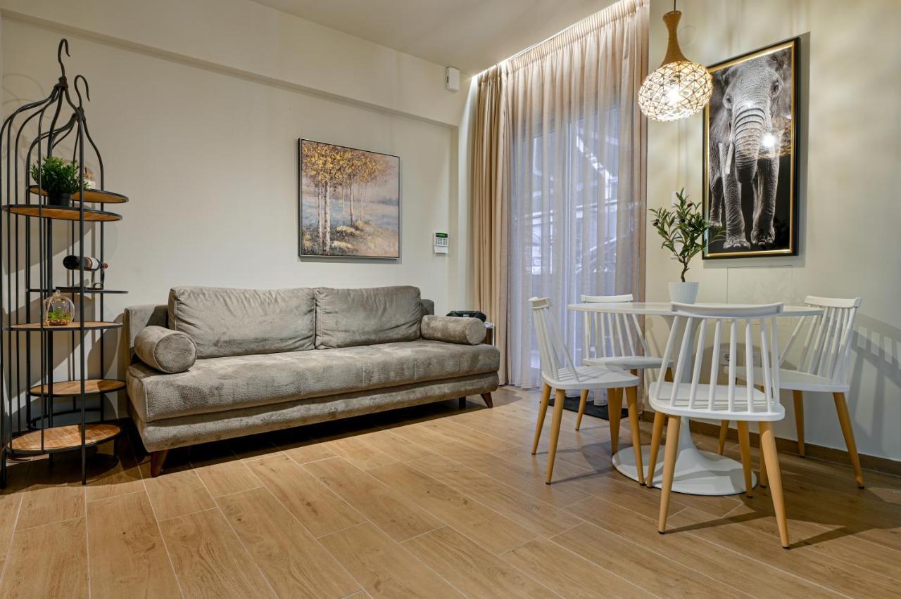 Blackhaus Apartments Thessaloniki Buitenkant foto