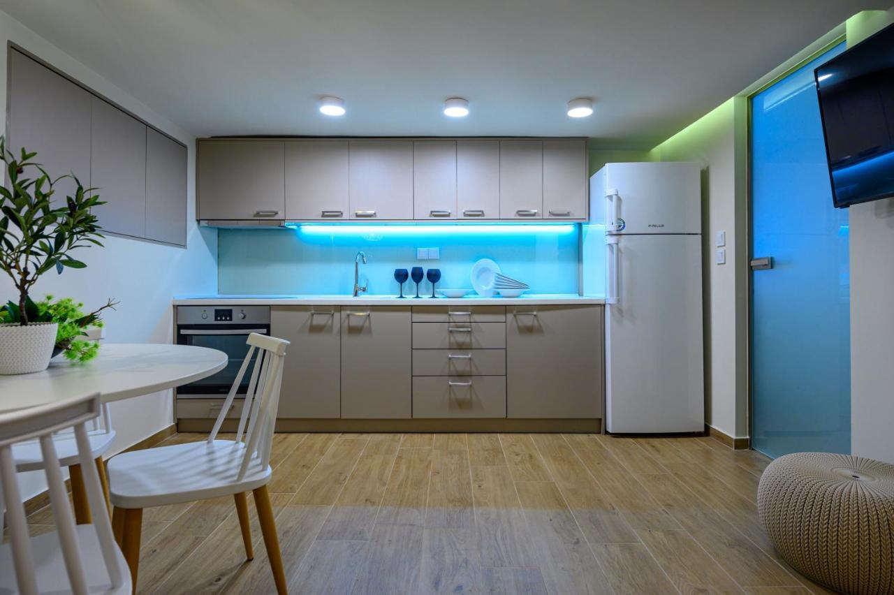 Blackhaus Apartments Thessaloniki Buitenkant foto