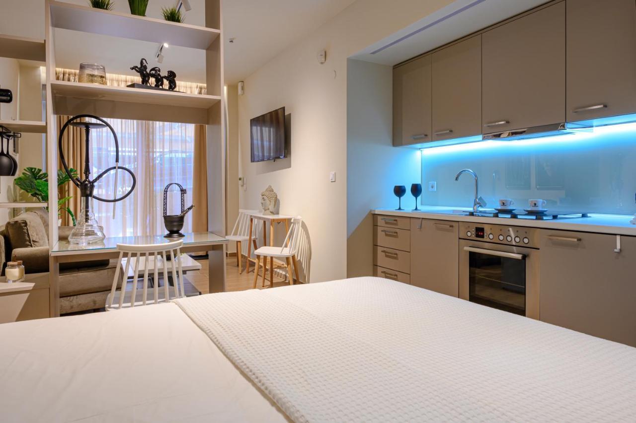 Blackhaus Apartments Thessaloniki Buitenkant foto