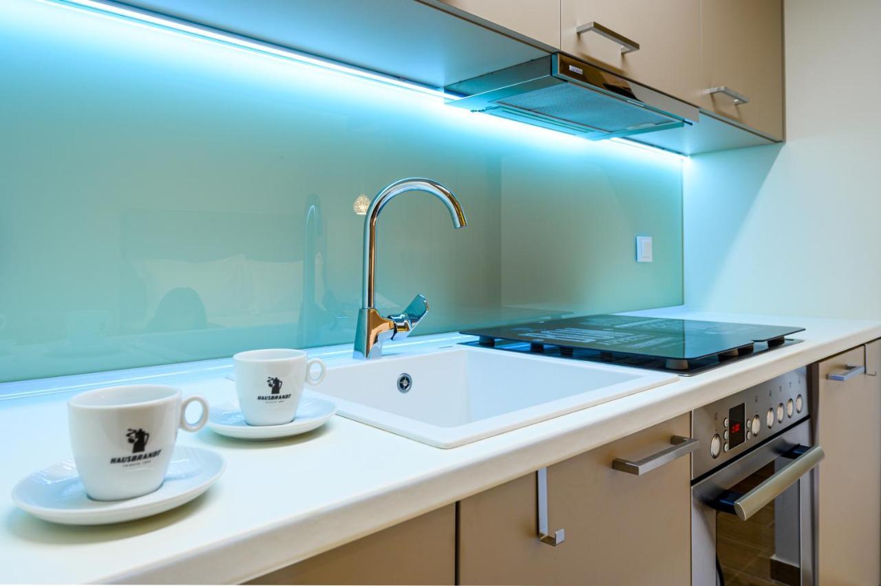 Blackhaus Apartments Thessaloniki Buitenkant foto