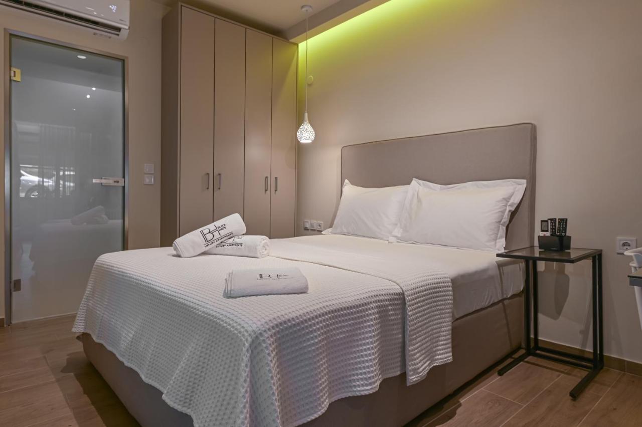 Blackhaus Apartments Thessaloniki Buitenkant foto